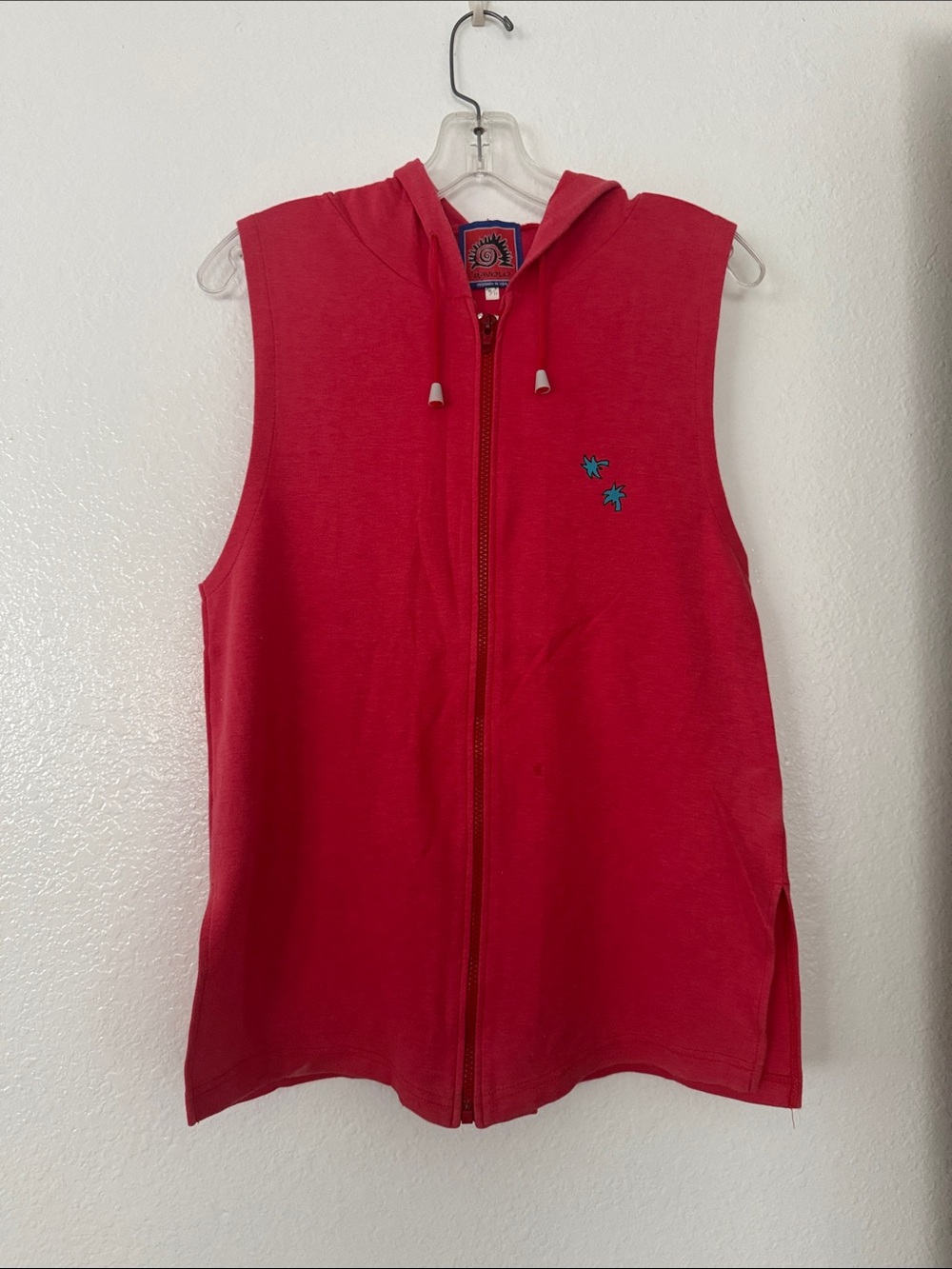 3/$10 Paolo Red Sleeveless Zip-Up Hoodie with Blue Star Embroidery